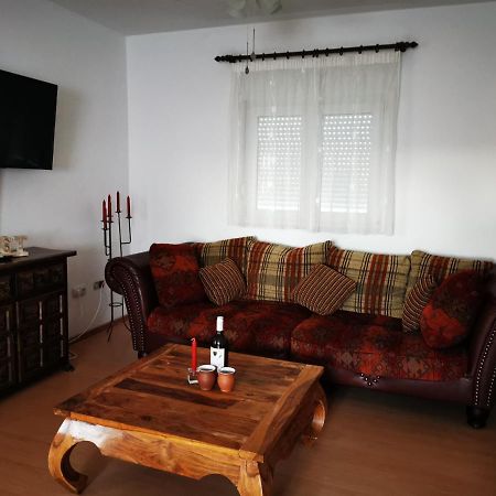 Villa Mala Vala #1 - Seeview - 80 Qm - 2 Sz - 4 Pers Trogir Exterior photo